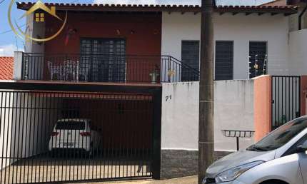 Sobrado à venda em Valinhos, Santa Marina, com 3 quartos, com 183 m²