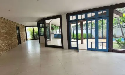 Sobrado à venda em campinas, sítios de recreio gramado, com 4 suítes, com 382 m²