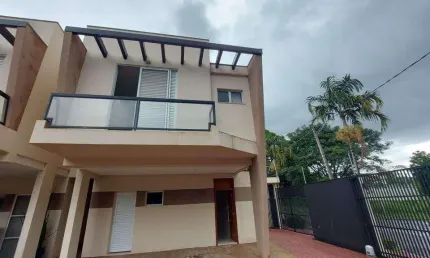 Sobrado à venda em Campinas, Bairro das Palmeiras, com 3 suítes, com 160 m²