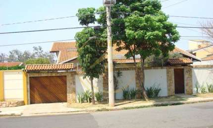 Sobrado à venda em Campinas, Parque Taquaral, com 4 suítes, com 700 m²