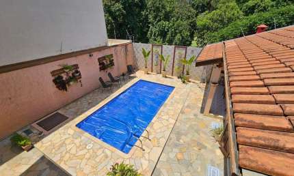 Sobrado à venda em Campinas, Parque Alto Taquaral, com 3 quartos, com 250 m²