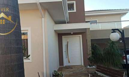 Sobrado à venda em Valinhos, Jardim São Francisco, com 4 quartos, com 297 m²