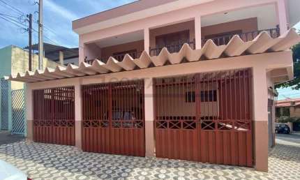 Casa com 3 dormitórios à venda, 375 m² por R$ 900.000 - Salto de São José - Salto/SP