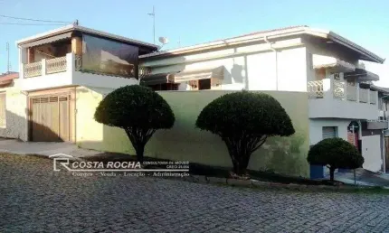 Casa com 2 dormitórios à venda, 300 m² por R$ 640.000,00 - Vila Romão - Salto/SP