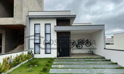 Casa à venda, 107 m² por R$ 780.000,00 - Condomínio Guarujá - Salto/SP