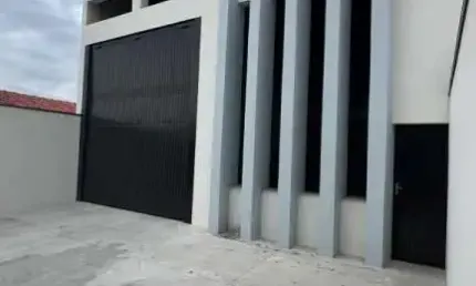 Galpão à venda, 200 m² por R$ 800.000,00 - Jardim São João - Salto/SP
