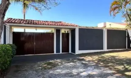 Casa com 2 dormitórios à venda, 216 m² por R$ 950.000,00 - Condomínio Haras São Luiz - Salto/SP
