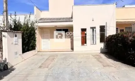 Casa com 2 quartos - Condomínio Ilha das Águas - Salto/SP