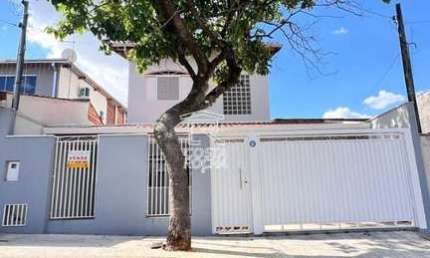 Casa com 3 dormitórios à venda, 198 m² por R$ 750.000,00 - Jardim Planalto - Salto/SP
