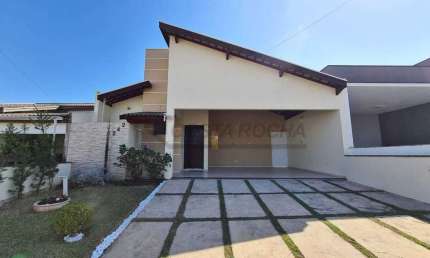 Casa com 3 quartos - Condomínio Costa das Areias - Salto/SP