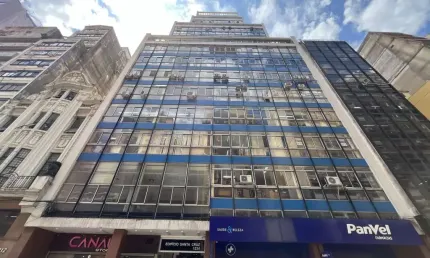Salas unificadas no Edifício Santa Cruz Centro Histórico Porto Alegre