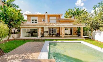 Casa para venda por R$ 7.000.000,00 ou locação por R$ 30.000,00/mês em Alphaville,  Barueri-SP