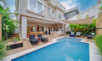Casa para venda ou locação em Alphaville, Santana de Parnaíba -SP