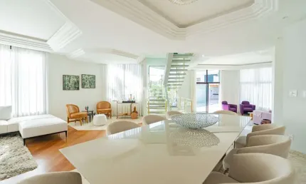 Casa para  venda e locação  em Alphaville, Barueri-SP