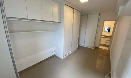 Apartamento à venda por R$ 585.000,00 em Alphaville, Barueri - SP