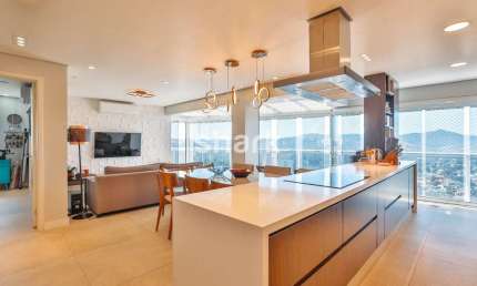 Cobertura Tríplex para venda por R$  2.800.000,00 em Alphaville, Barueri - SP