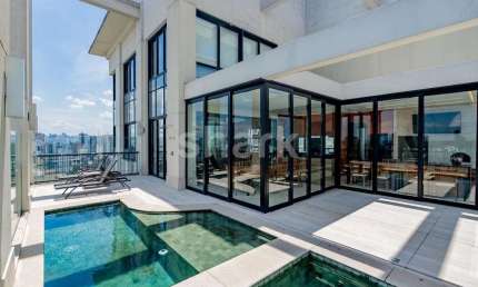 Cobertura triplex para venda ou locação na Vila Olímpia, São Paulo, SP