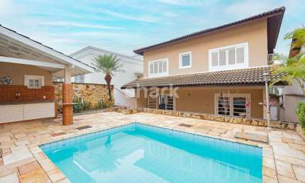 Casa para venda por R$ 2.800.000,00 em Alphaville- SP