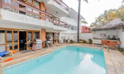 Casa para venda por R$ 2.968.000,00 em Alphaville, Santana de Parnaíba-SP