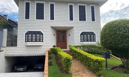Casa para venda por R$ 2.800.000,00 em Alphaville, Santana de Parnaíba-SP