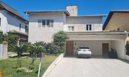 Casa para venda por R$ 3.400.000,00 ou locação por R$ 20.000,00/mês em Alphaville, Santana de Parna