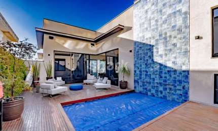 Casa para venda  por R$ 3.500.000,00 em Alphaville, Santana de Parnaíba-SP
