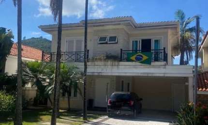 Casa à venda por R$ 3.850.000,00 em Alphaville, Santana de Parnaíba, SP