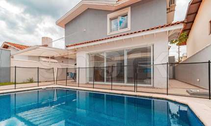 Casa para venda por R$ 3.200.000,00 em Alphaville, Santana de Parnaíba-SP
