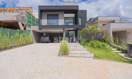 Casa à venda por R$ 4.400.000,00 em Alphaville- Santana de Parnaíba - SP