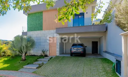 Casa à venda por R$ 4.900.000,00 em Alphaville, Santana de Parnaíba, SP