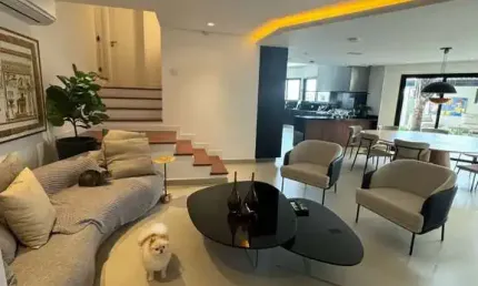 Casa à venda mobiliada por R$4.400.000,00 em Alphaville, Santana de Parnaíba-SP