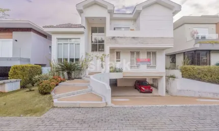 Casa à venda por R$4.800.000,00 em Tamboré, Santana de Parnaíba-SP