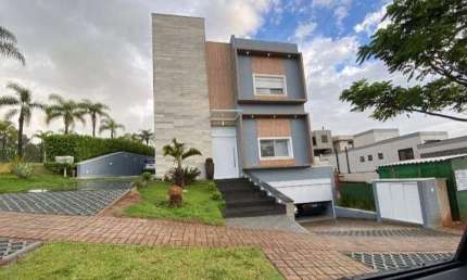 Casa para venda por R$ 4.500.000,00 em Alphaville,  Santana de Parnaíba-SP