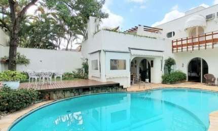 Casa a venda por R$ 4.500.000,00 em Alphaville - SP