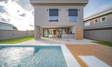 Casa nova á venda em Alphaville com 4 suítes por R$ 4.850.000,00