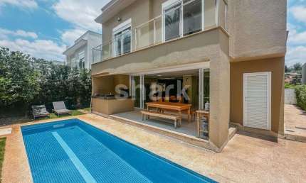 Casa para Venda e Locação Porteira Fechada, Alphaville, Santana de Parnaíba, SP