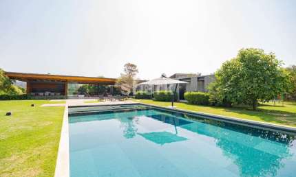 Casa para venda por R$ 40.000.000,00 no Fazenda Boa Vista-SP