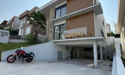 Casa nova para venda ou locação no Tamboré 11 - Santana de Paraníba/SP