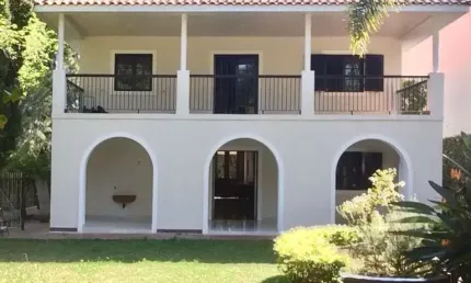 Casa à venda  e Locação por  R$ 8.500.000,00   locação pacote R$ 38.000,00em Alphaville, Barueri-SP