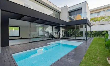 Casa para venda por R$ 7.800.000,00 em Alphaville, Santana de Parnaíba-SP
