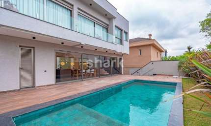 Casa para venda por R$ 9.500.000,00 ou locação R$65.000,00  em Tamboré - Santana de Parnaíba - SP .