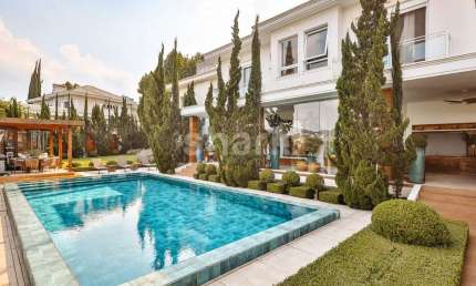 Casa para venda R$ 14.900.000,00 ou R$ 75.000,00 em Alphaville, Santana de Parnaíba - SP