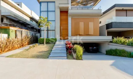 Casa para venda por R$ 7.500.000,00 em Alphaville, Santana de Parnaíba-SP