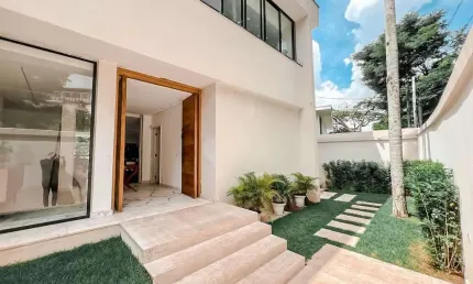 Casa com 4 quartos à venda no Jardim Guedala, São Paulo 