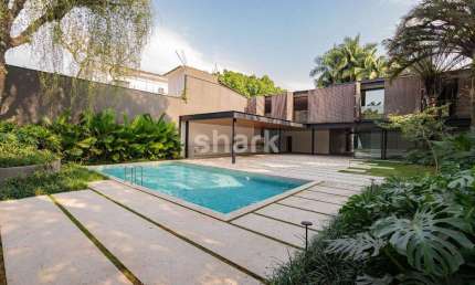 Casa para venda por R$49.700.000,00 no Jardim Europa, São Paulo.