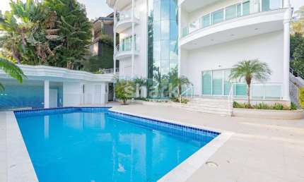 Casa à venda por R$ 12.500.000,00 ou locação por R$ 60.000,00 no Tamboré - Santana de Parnaíba
