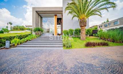 Casa para venda por R$ 42.900.000,00 em Alphaville, Santana de Parnaíba-SP