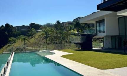 Mansão espetacular disponível para venda por R$ 30.000.000,00 em Tamboré - SP