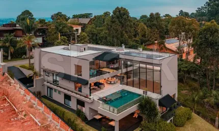 Casa à venda  por   R$ 30.000.000,00  em Tamboré - Barueri-SP .