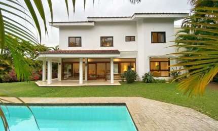 Casa à venda por R$ 6.500.000,00 em Alphaville, Barueri- SP